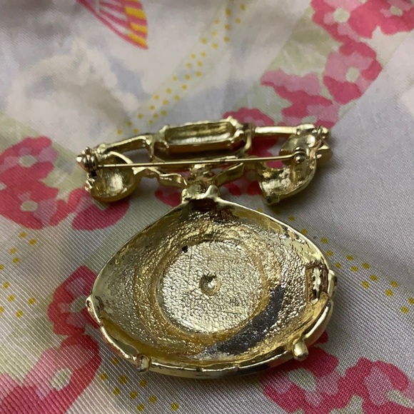 Vintage gold phone brooch pin - Picture 3 of 6